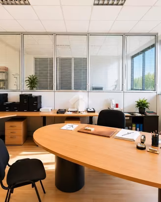 UFFICIO A MOGLIANO VENETO