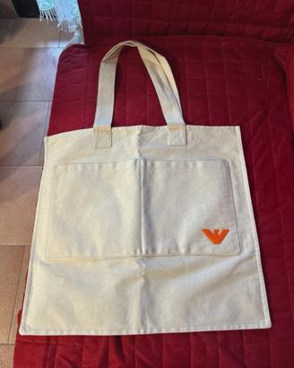 Borsa Armani