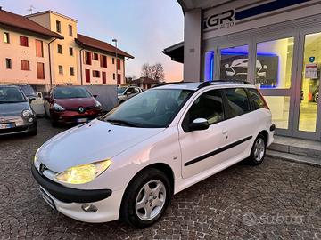 Peugeot 206 1.4Bz 75Cv SW - Neopatentati