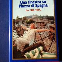 Una finestra su piazza di Spagna