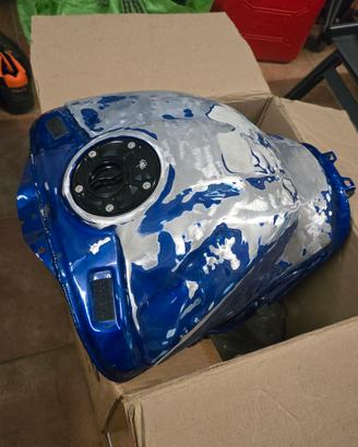 Serbatoio R1 2015-25 e tappo Spider