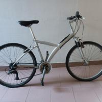 Bicicletta B-Twin