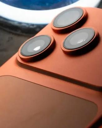 iPhone 17 Pro Max Arancio – Come Nuovo – 4 mesi di