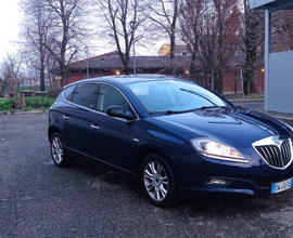 Lancia Delta 1.6cc 120cv consumi bassissimi