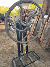 Pompa antincendio anni 20 ottone