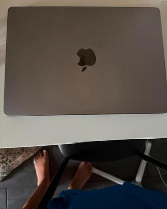 MacBook Pro 14" M1 Pro (2021) – 32 GB RAM / 1 TB S