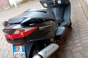 scouter Suzuki cc 200