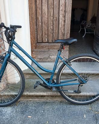 Bicicletta trekking Riverside 120
