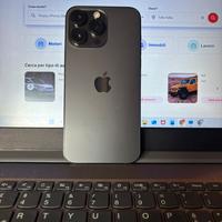 iPhone 14 Pro Max rotto per ricambi