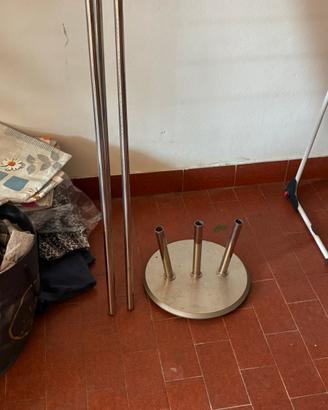 Piantana per tre bandiere