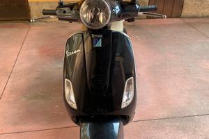 Vespa LX 125