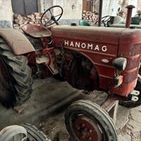 Trattore Hanomag R16