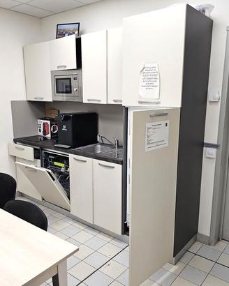 cucina completa da casa usata