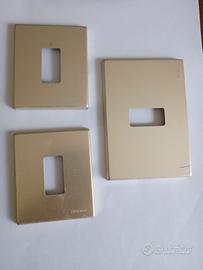 set 3 placche  BTICINO PER interruttori LUCE 