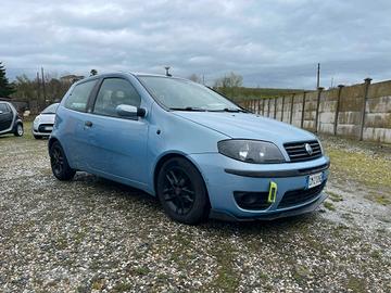 Fiat Punto 1200Benzina OK NEOPATENTATI 