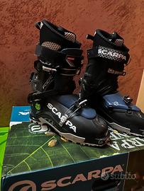 Scarponi sci alpinismo Scarpa Flash taglia 42