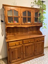 Tradizionale cucina in stile tirolese