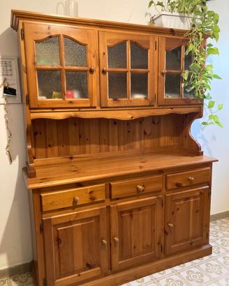 Tradizionale cucina in stile tirolese