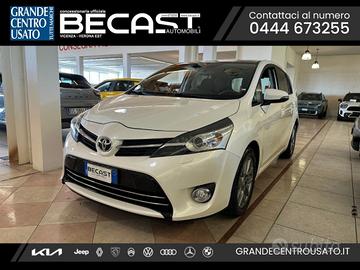 TOYOTA Verso 2.0 D Active 7 posti