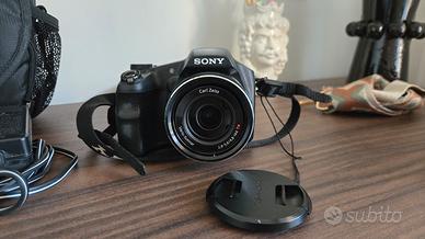 Sony Cyber-shot (18.2 MP, Obiettivo Carl Zeiss)