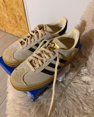 Scarpe sportive