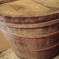 Tino in legno per mosto