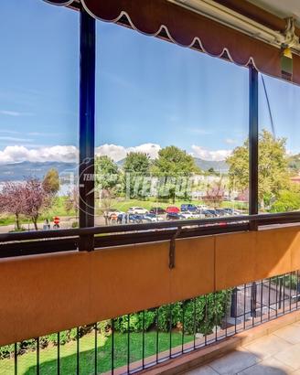 ESCLUSIVO APPARTAMENTO CON VISTA LAGO - VIA MIRALA