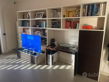 Libreria da soggiono piu scrivania