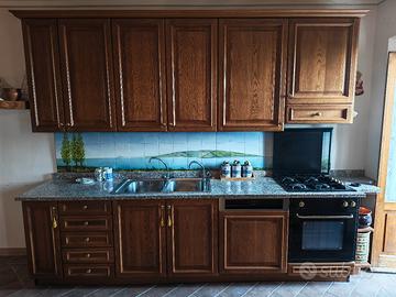 Cucina rustica in legno massello