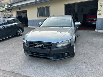 Audi A4 Avant 2.0 TDI 143CV - PER EXPORT
