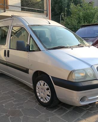 FIAT Scudo 9 posti GANCIO TRAINO 