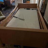 LETTO DA DEGENZA ORTOPEDICO ELETTRICO