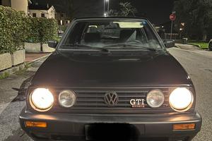 VOLKSWAGEN GOLF 2