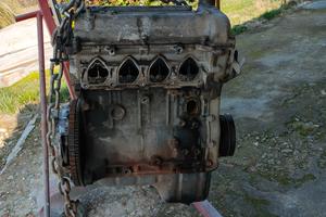 Motore nudo Chevrolet B12D1