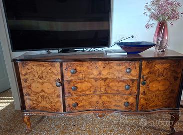 Coppia mobili in legno massello stile Chippendale