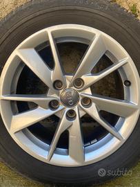 Cerchi lega originali Audi con pneumatici invernal