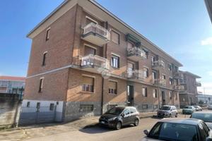 3 LOCALI A MONCALIERI