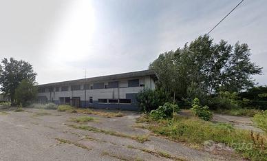 Laboratorio a Casaleone, via Boccarona 11/12/13