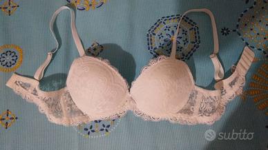 Reggiseno nuovo imbottito con pizzo