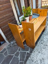 2 scafali in legno