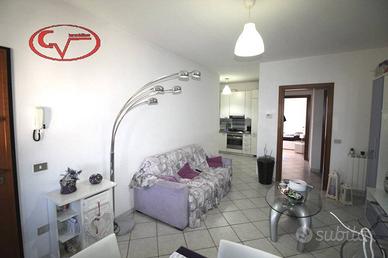 Appartamento di 70 m² con 4 locali e box auto a Bu
