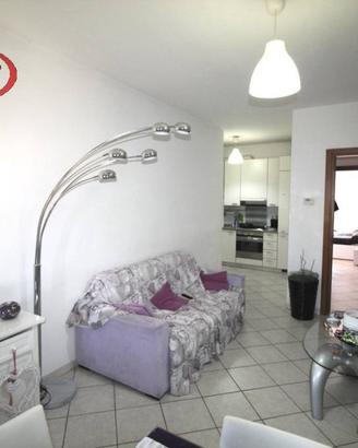 Appartamento di 70 m² con 4 locali e box auto a Bu