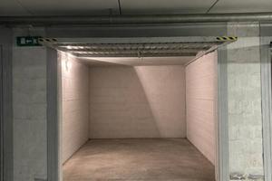 Box / Garage di 15 m² a Laveno-Mombello