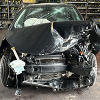 RICAMBI Toyota Yaris XP13 1.4 66kW 90Cv 1NDTV 2011