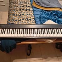 Piano Yamaha np 31