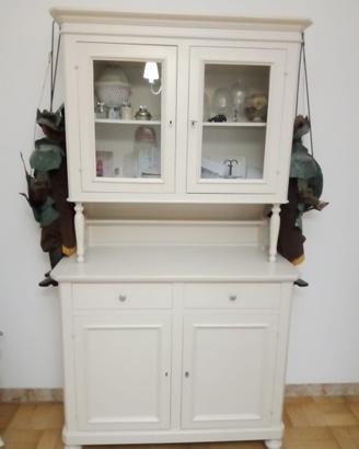 Sala in stile country bianca