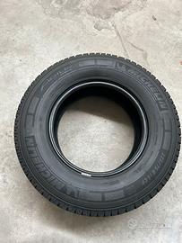 Gomme Michelin agilis camping 225/75 R16CP M+S