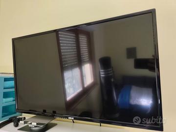 TV Akai
