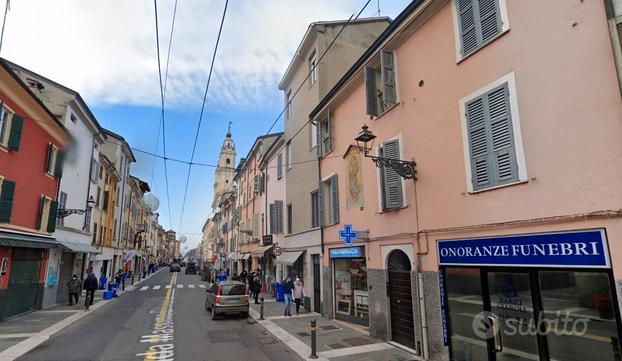 Bilocale indipendente in zona Oltretorrente