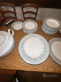 Windsor Collection  porcelaine Royal Oro piatti